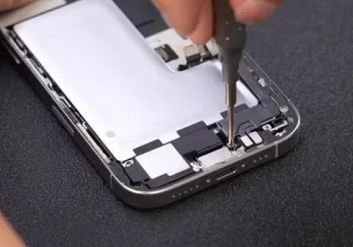 Когда нужен ремонт iPhone 16 Plus?