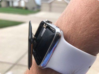 Когда нужен ремонт стекла на Apple Watch 3?