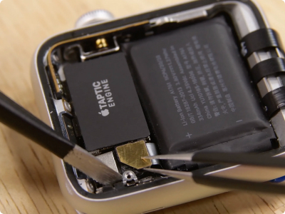 Apple Watch SE быстро разряжается: причины