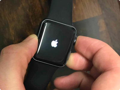 Почему Apple Watch не заряжаются